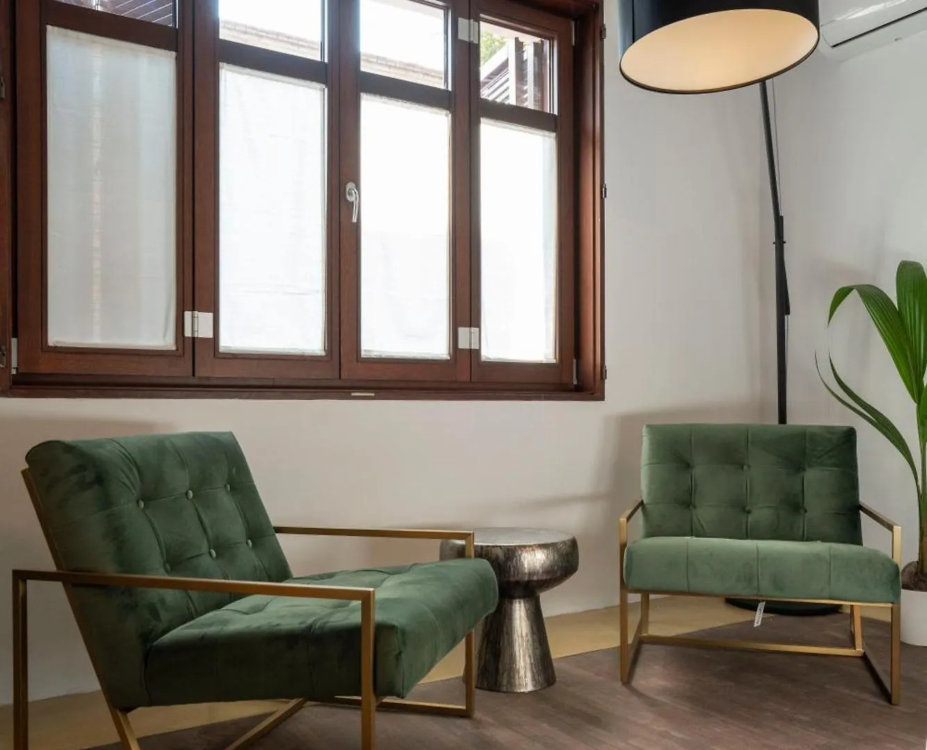 La Moderna Suites Malaga Hotel