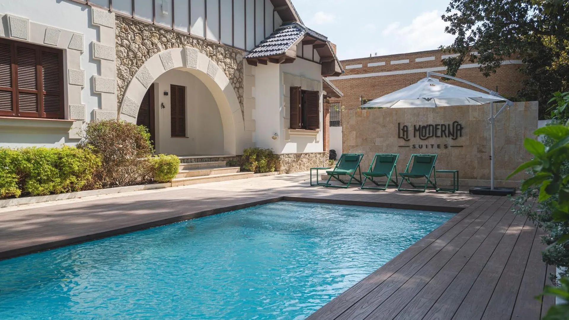 La Moderna Suites Malaga Hotel