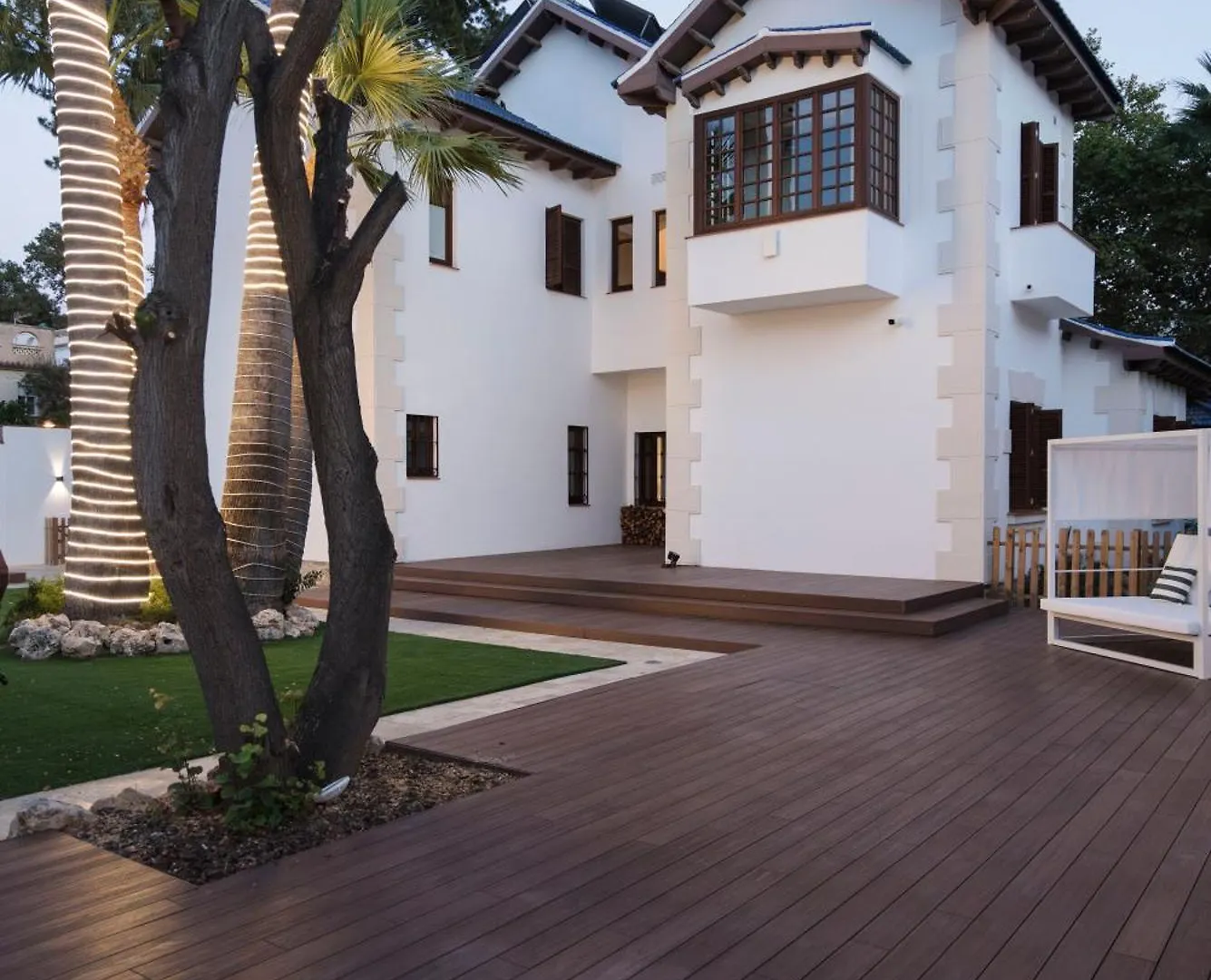 La Moderna Suites Malaga Hotel
