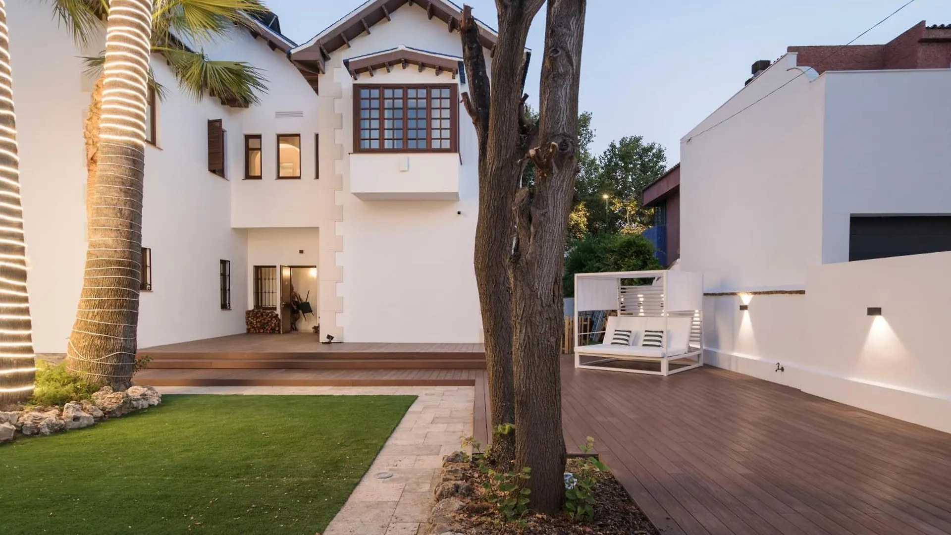 La Moderna Suites Malaga Hotel