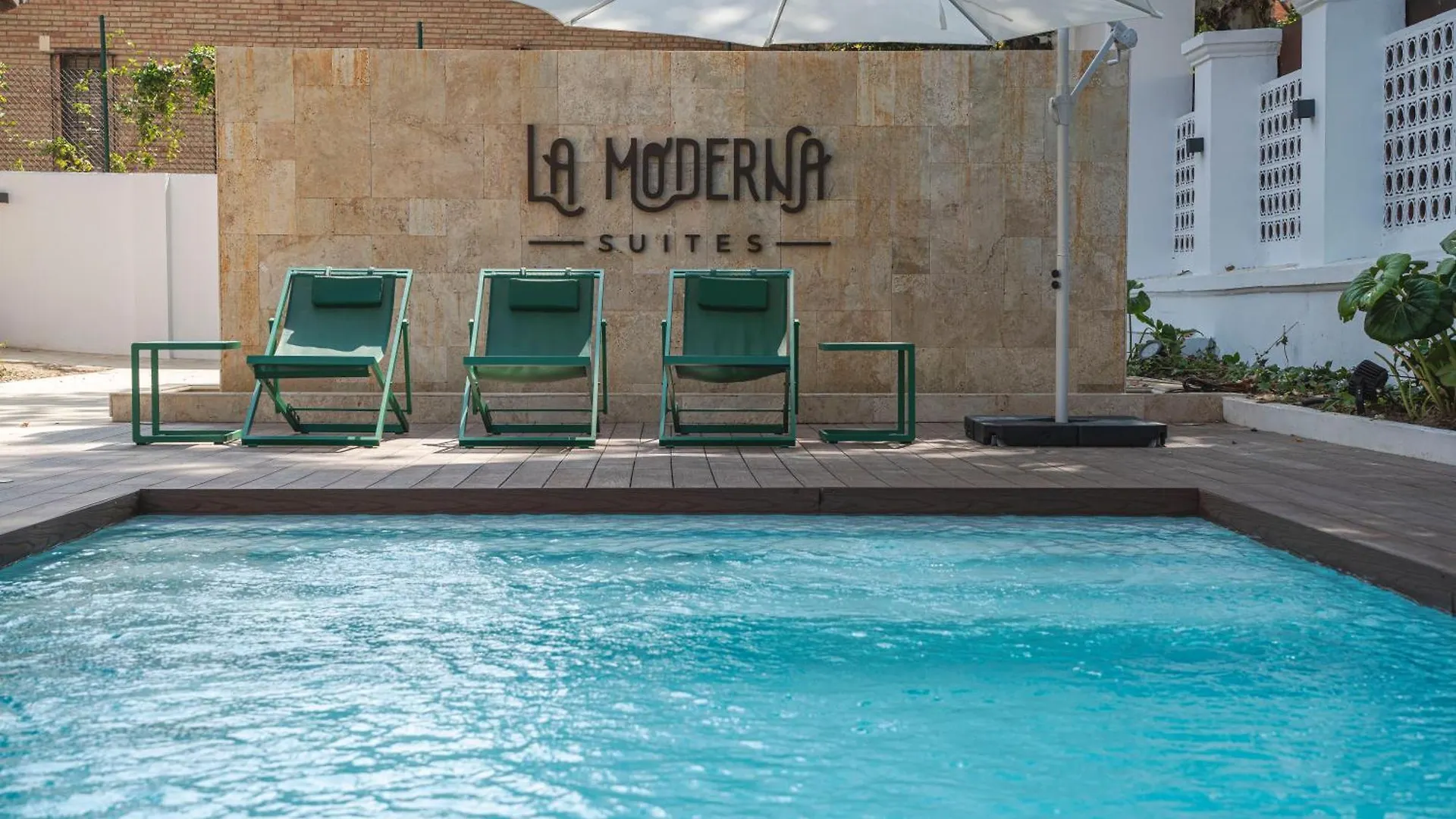La Moderna Suites Malaga 0*,