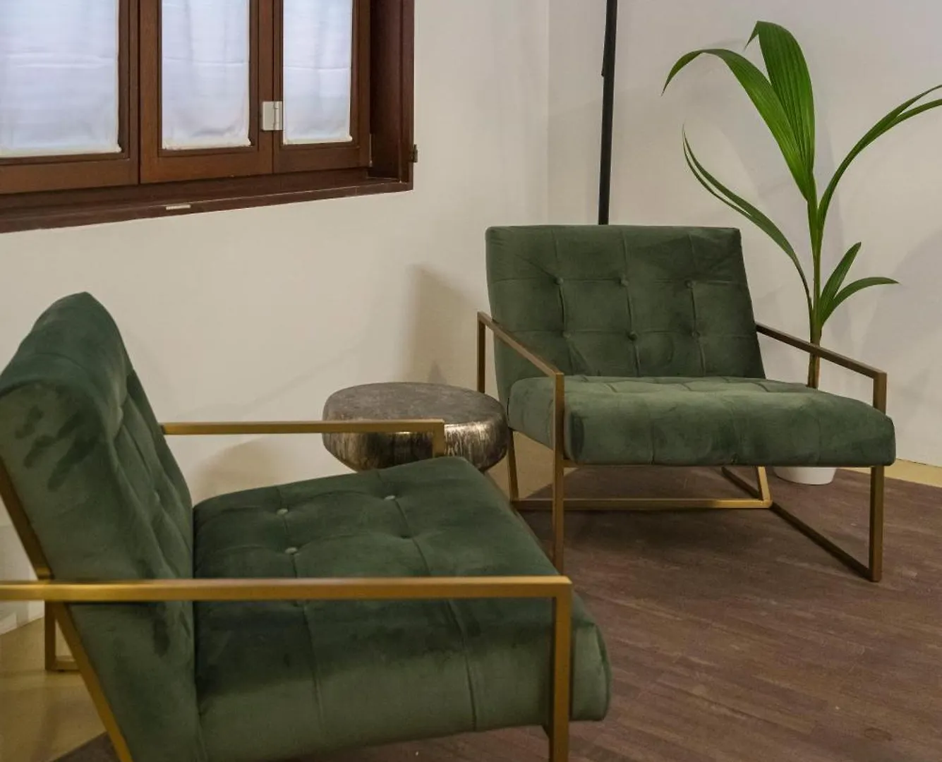 La Moderna Suites Malaga Hotel