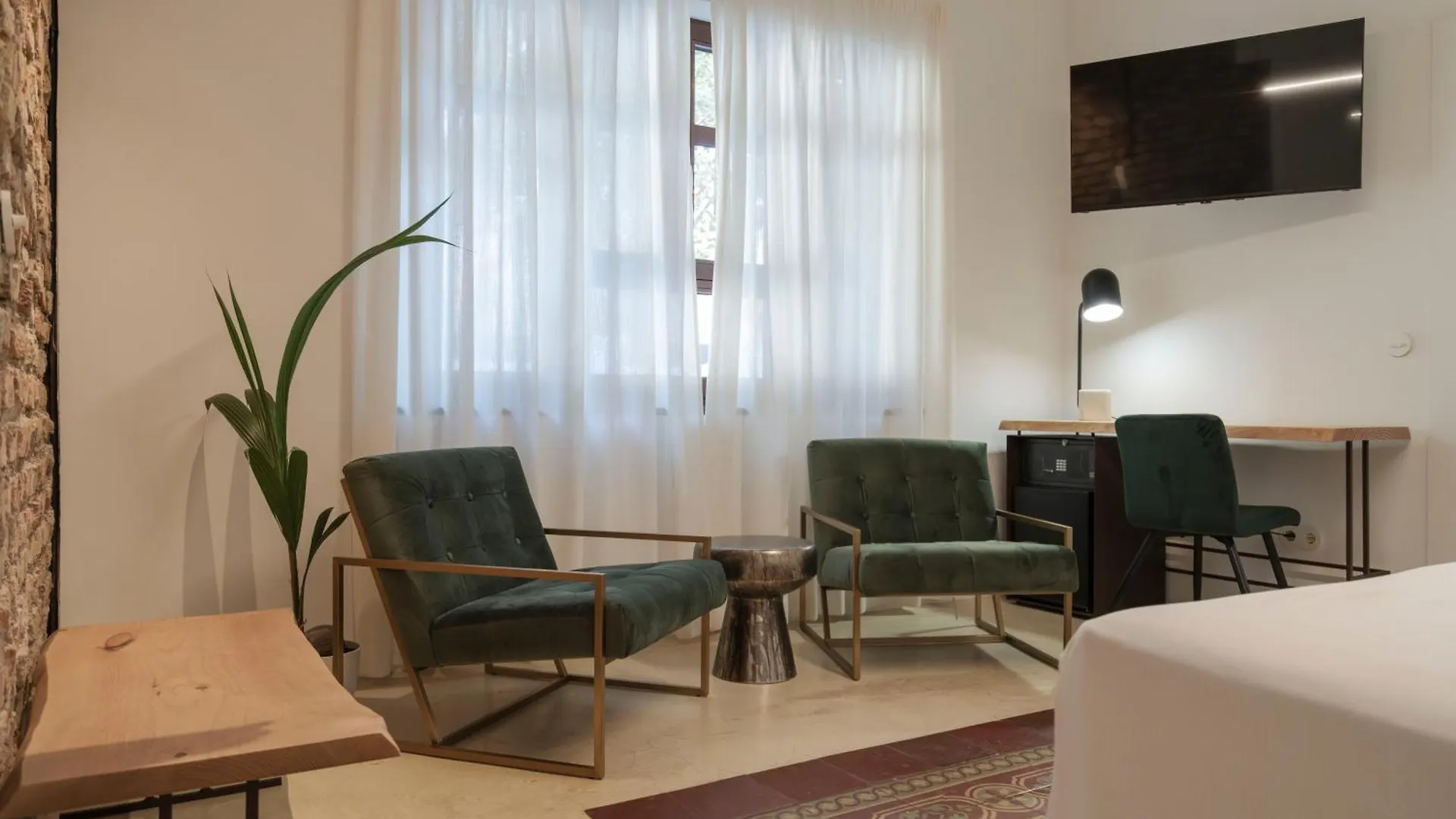 La Moderna Suites Malaga Hotel
